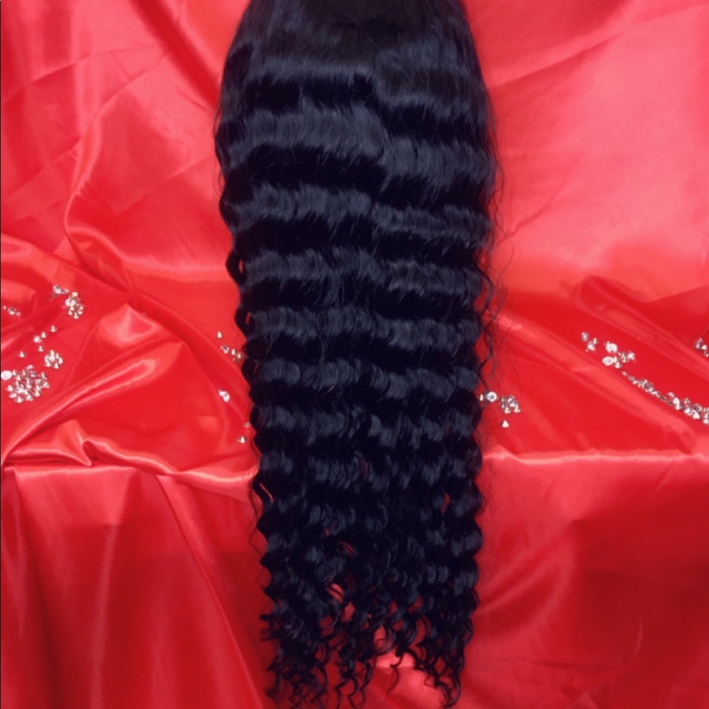 Hair - Picture 3 of 3